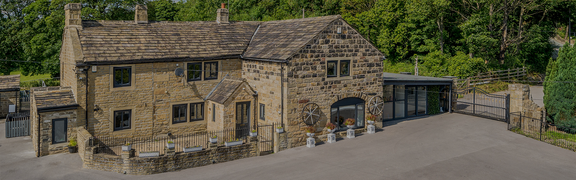 Oikos Family Centres